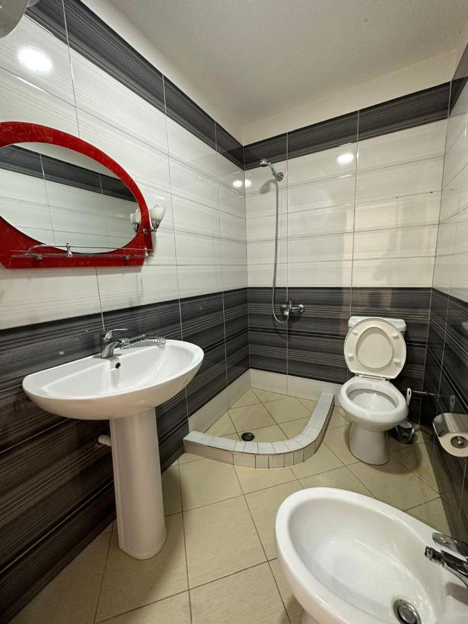 Vlora Villa With Private Parking المظهر الخارجي الصورة