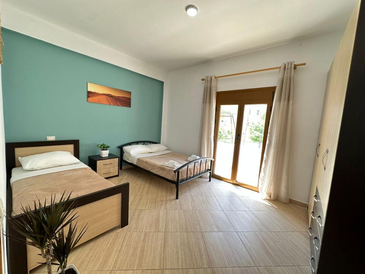 Vlora Villa With Private Parking المظهر الخارجي الصورة