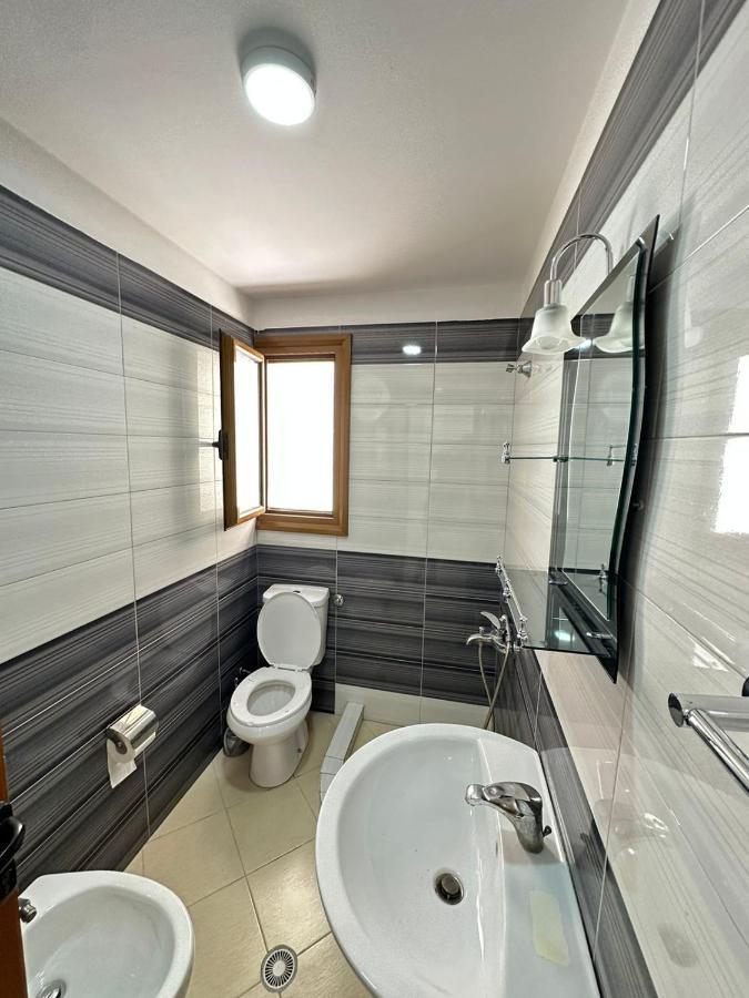 Vlora Villa With Private Parking المظهر الخارجي الصورة